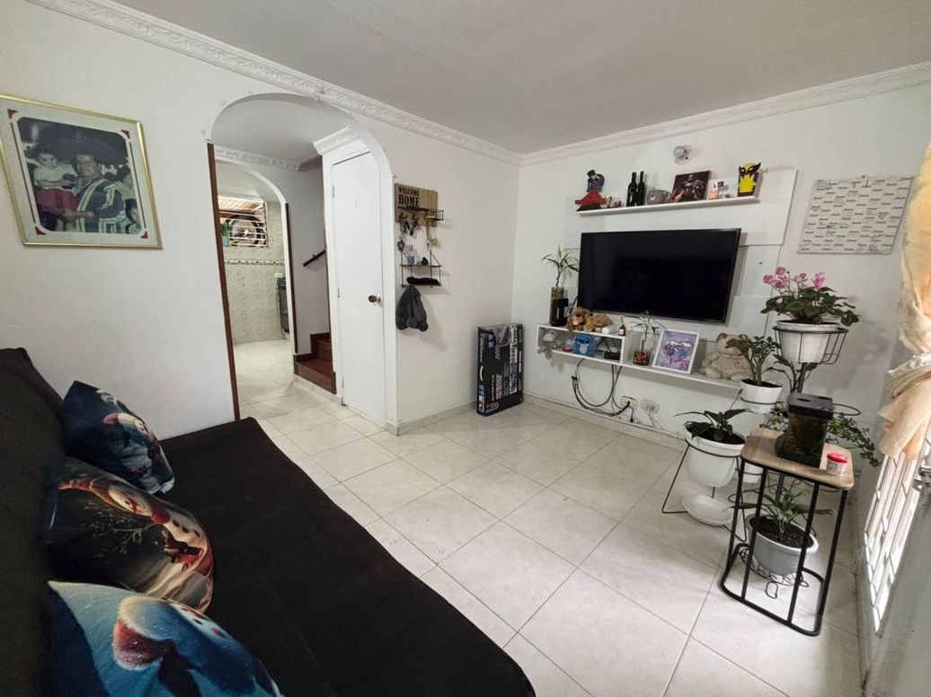 Casa de 3 alcobas en venta en San Antonio Norte, Bogotá, 69 m² · foto 9 de 20