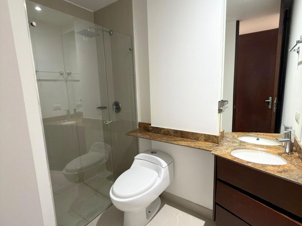 Apartamento de 1 alcoba en arriendo en Los Cedros, Bogotá, 57 m² · foto 8 de 12