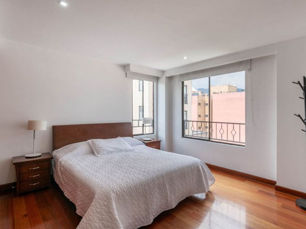 Apartamento de 5 alcobas en venta en San Patricio, Bogotá, 378 m² · foto 16 de 20