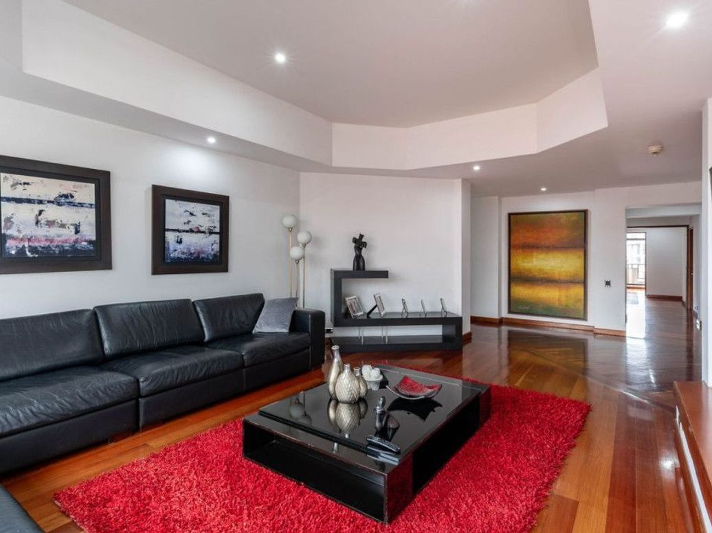 Apartamento de 5 alcobas en venta en San Patricio, Bogotá, 378 m² · foto 2 de 20