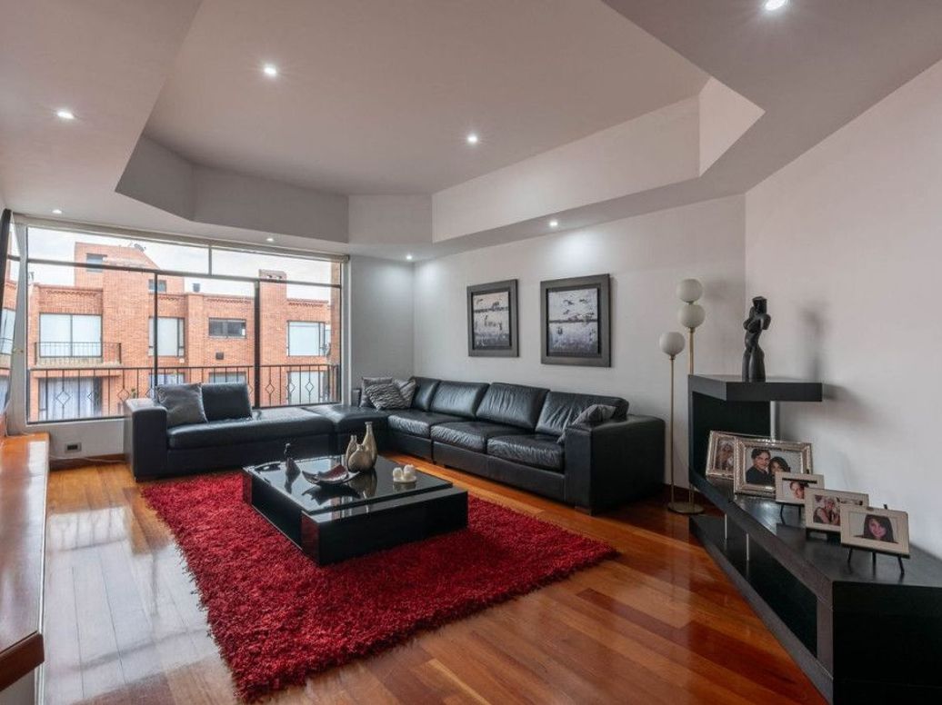 Apartamento de 5 alcobas en venta en San Patricio, Bogotá, 378 m² · foto 3 de 20