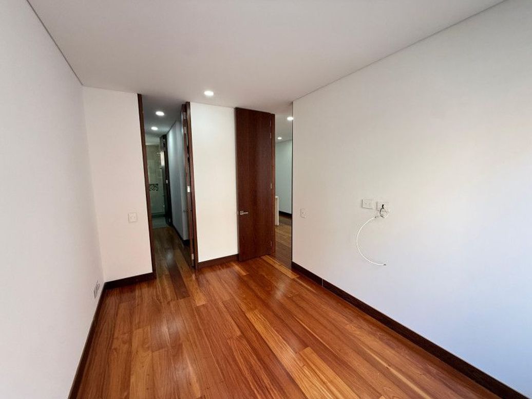 Apartamento de 1 alcoba en venta en Santa Ana Occidental, Bogotá, 54 m² · foto 16 de 17