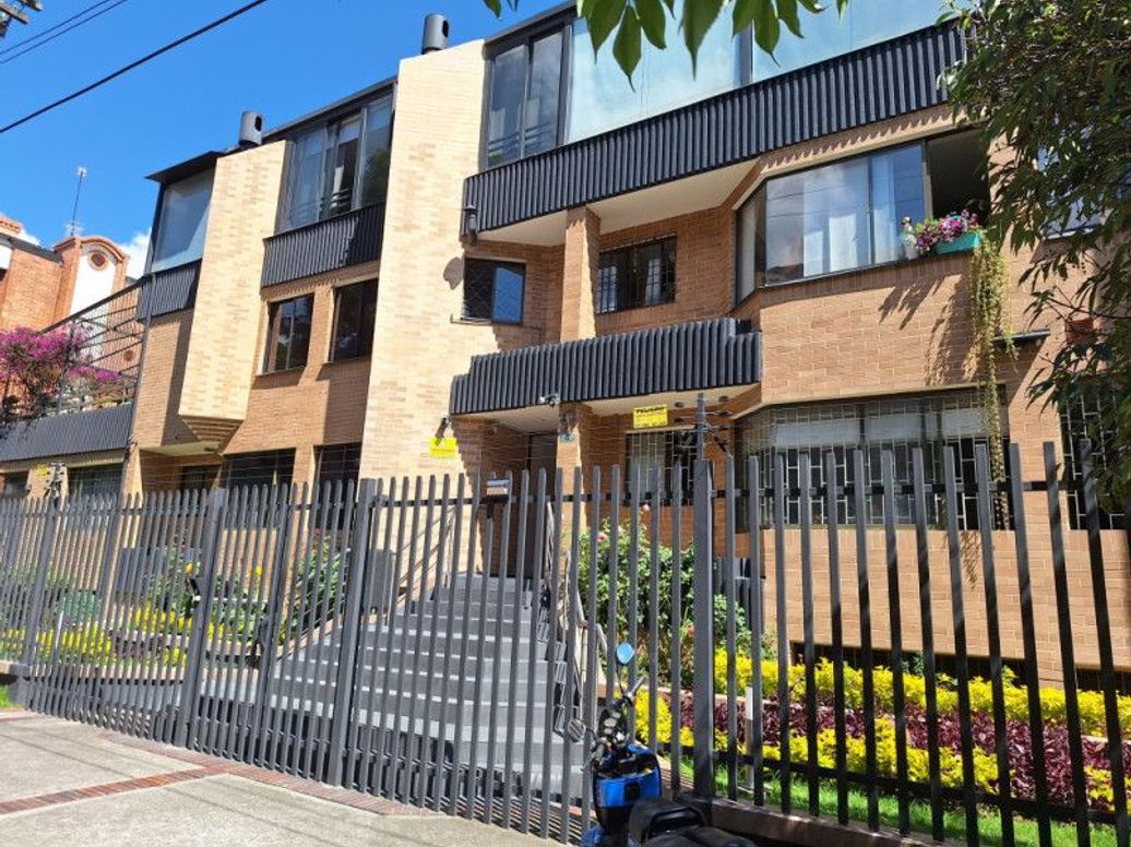 Apartamento de 3 alcobas en venta en Santa Barbara Occidental, Bogotá, 110 m² · foto 19 de 19