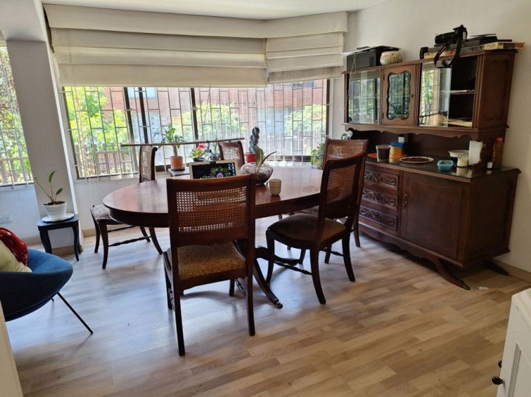 Apartamento de 3 alcobas en venta en Santa Barbara Occidental, Bogotá, 110 m² · foto 2 de 19