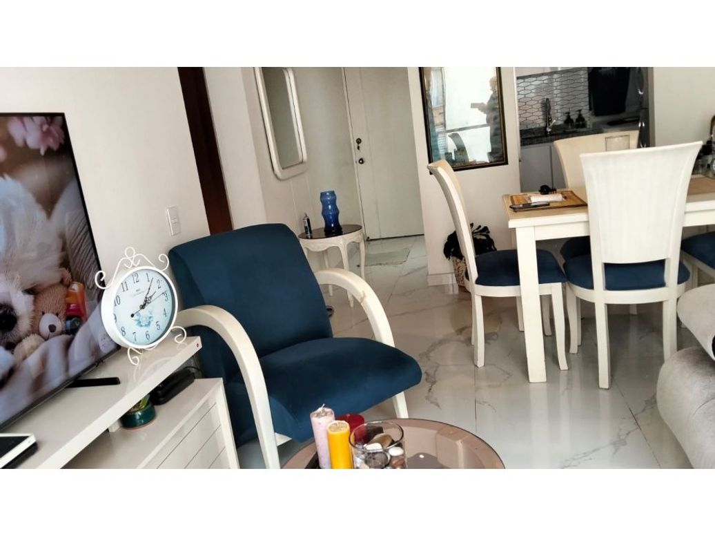 Apartamento de 3 alcobas en venta en Usaquén, Bogotá, 53 m² · foto 2 de 20