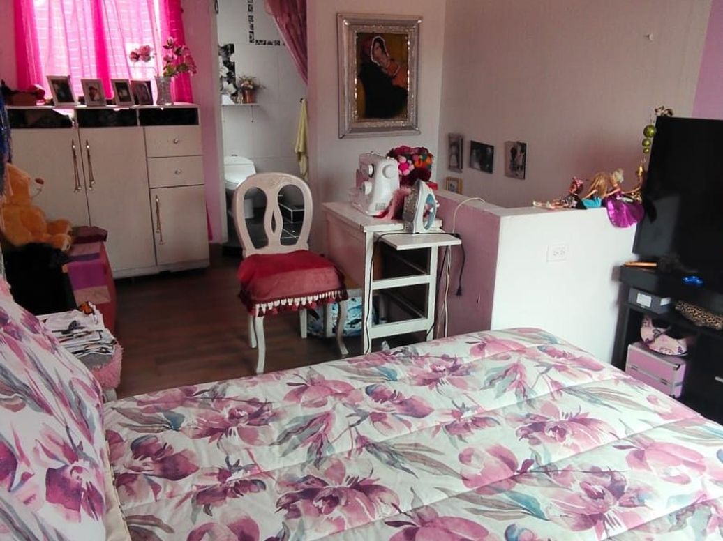 Casa de 3 alcobas en venta en Calandaima, Bogotá, 68 m² · foto 4 de 9