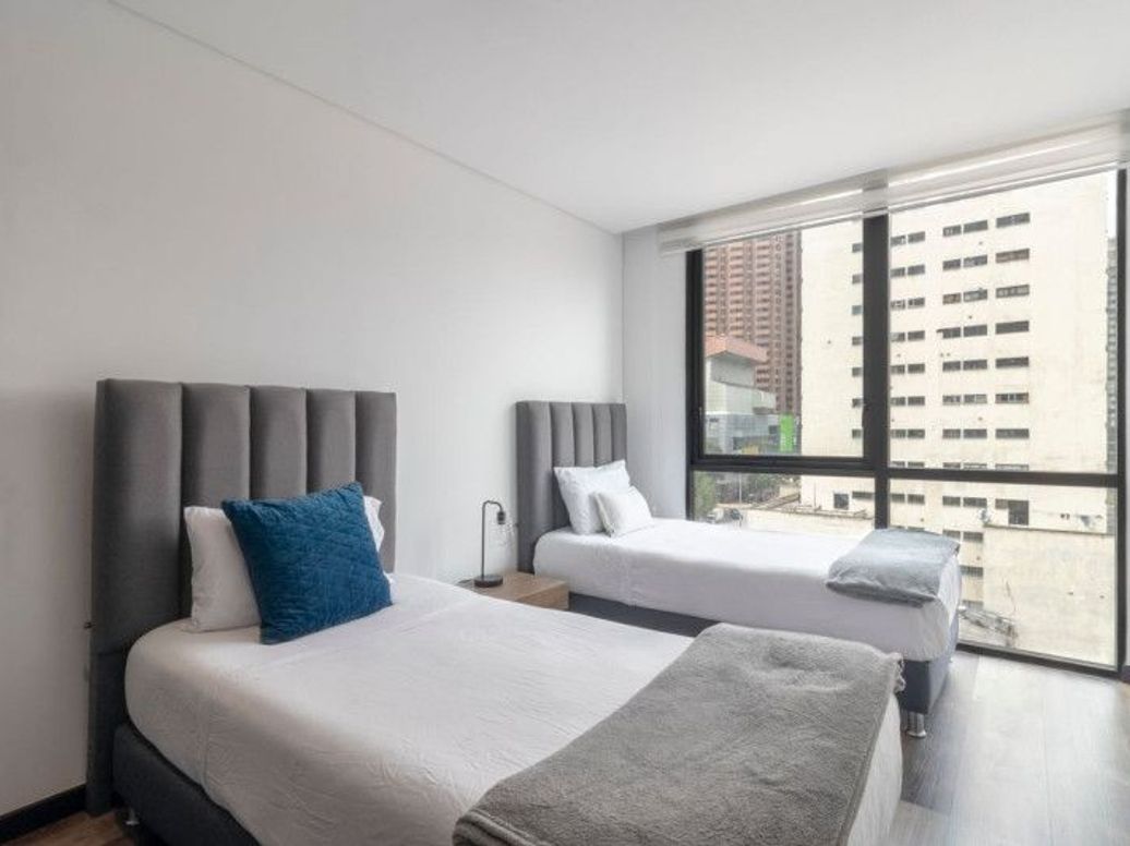 Apartamento de 2 alcobas en venta en Sagrado Corazon, Bogotá, 79 m² · foto 7 de 17