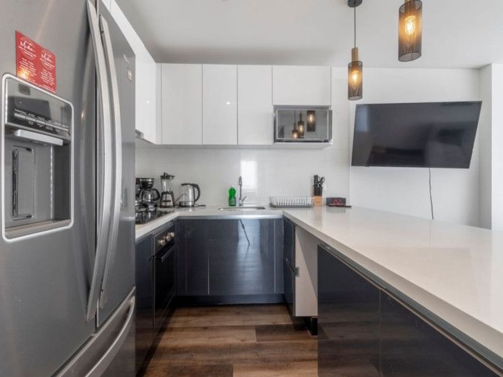 Apartamento de 2 alcobas en venta en Sagrado Corazon, Bogotá, 79 m² · foto 2 de 17