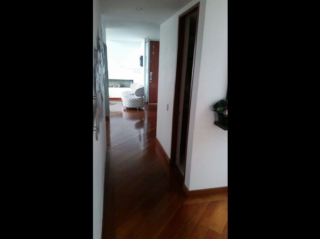 Apartamento de 3 alcobas en venta en Mazurén, Bogotá, 182 m² · foto 8 de 20