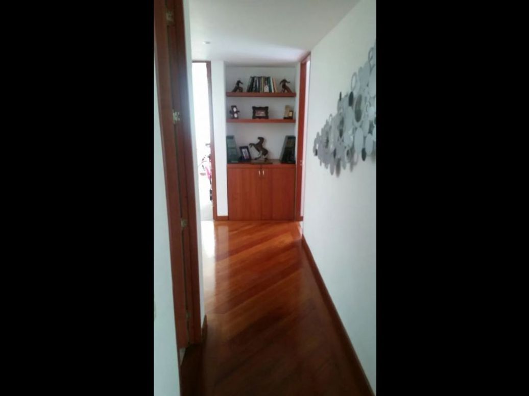 Apartamento de 3 alcobas en venta en Mazurén, Bogotá, 182 m² · foto 10 de 20