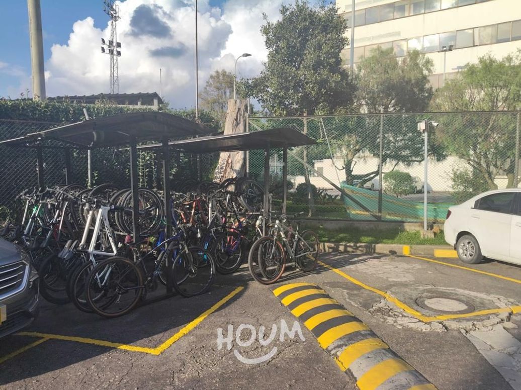 Apartamento de 4 alcobas en venta en La Castellana, Bogotá, 104 m² · foto 4 de 20