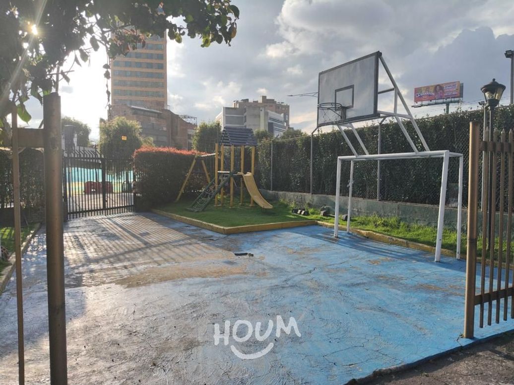 Apartamento de 4 alcobas en venta en La Castellana, Bogotá, 104 m² · foto 2 de 20