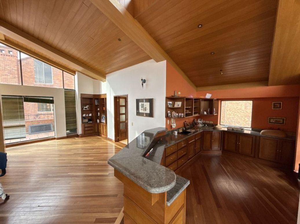Apartamento de 5 alcobas en venta en A.S.D., Bogotá, 220 m² · foto 19 de 20