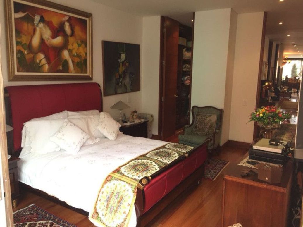 Apartamento de 4 alcobas en venta en Los Rosales, Bogotá, 469 m² · foto 7 de 11