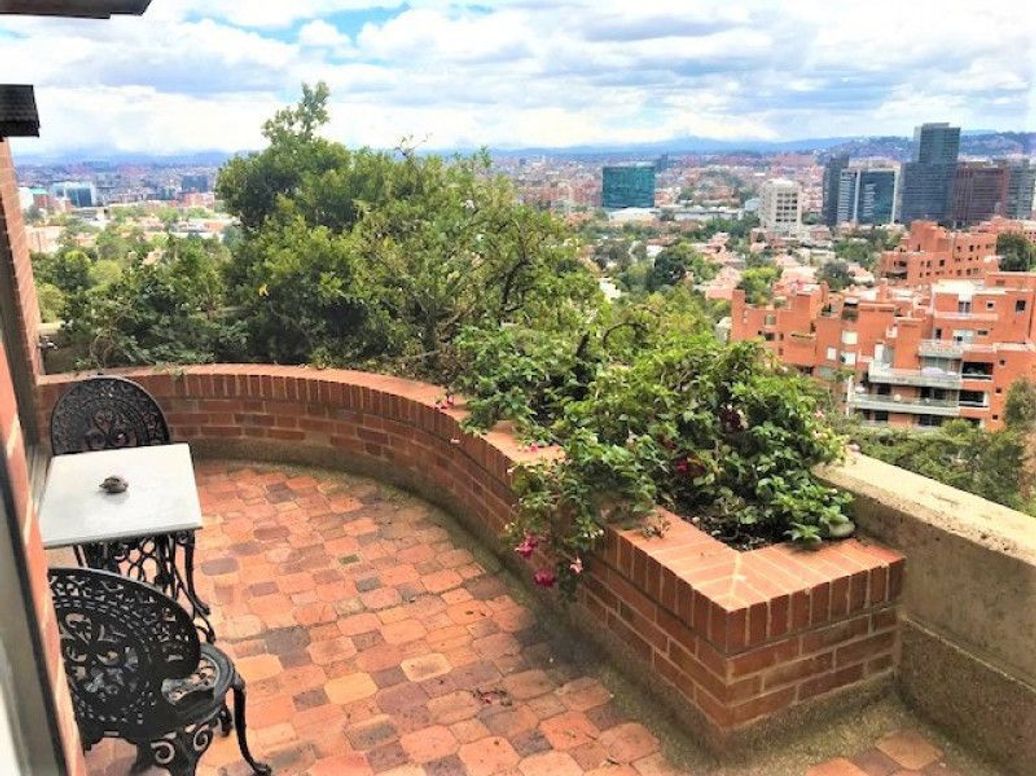 Apartamento de 4 alcobas en venta en Santa Ana Oriental, Bogotá, 420 m² · foto 2 de 20