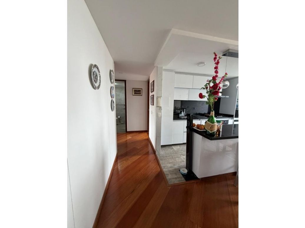 Apartamento de 3 alcobas en venta en Quinta Paredes, Bogotá, 91 m² · foto 5 de 14