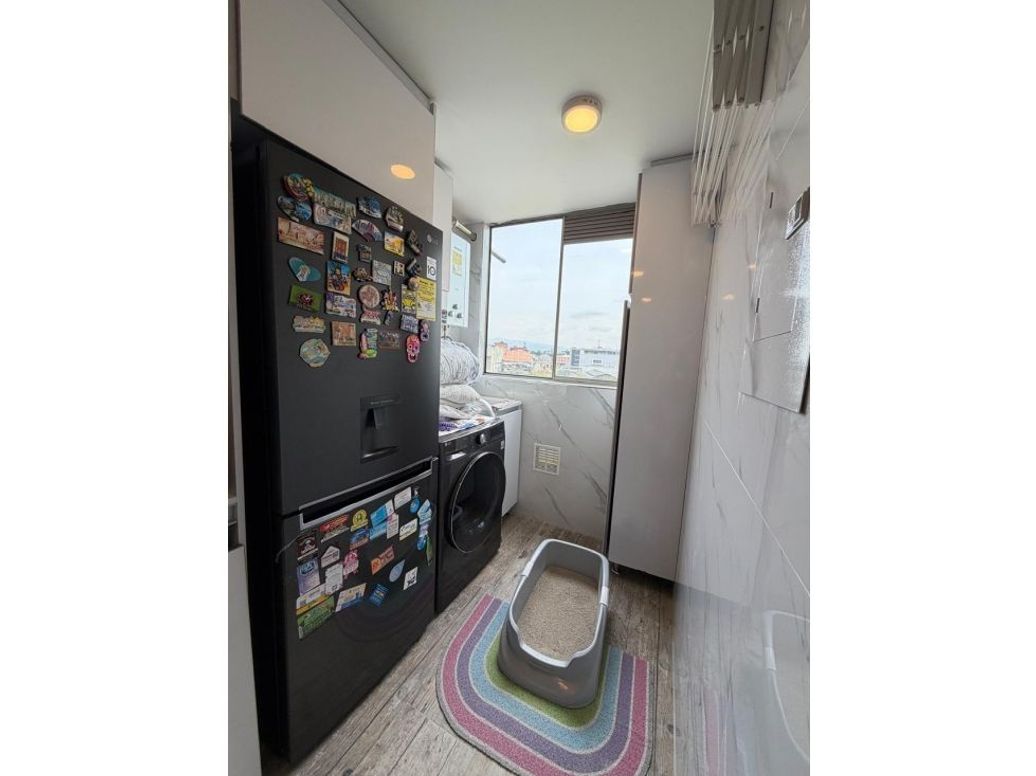 Apartamento de 3 alcobas en venta en Quinta Paredes, Bogotá, 91 m² · foto 4 de 14