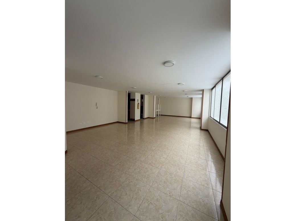 Apartamento de 3 alcobas en venta en Quinta Paredes, Bogotá, 91 m² · foto 13 de 14