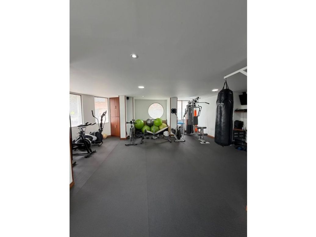 Apartamento de 3 alcobas en venta en Quinta Paredes, Bogotá, 91 m² · foto 14 de 14