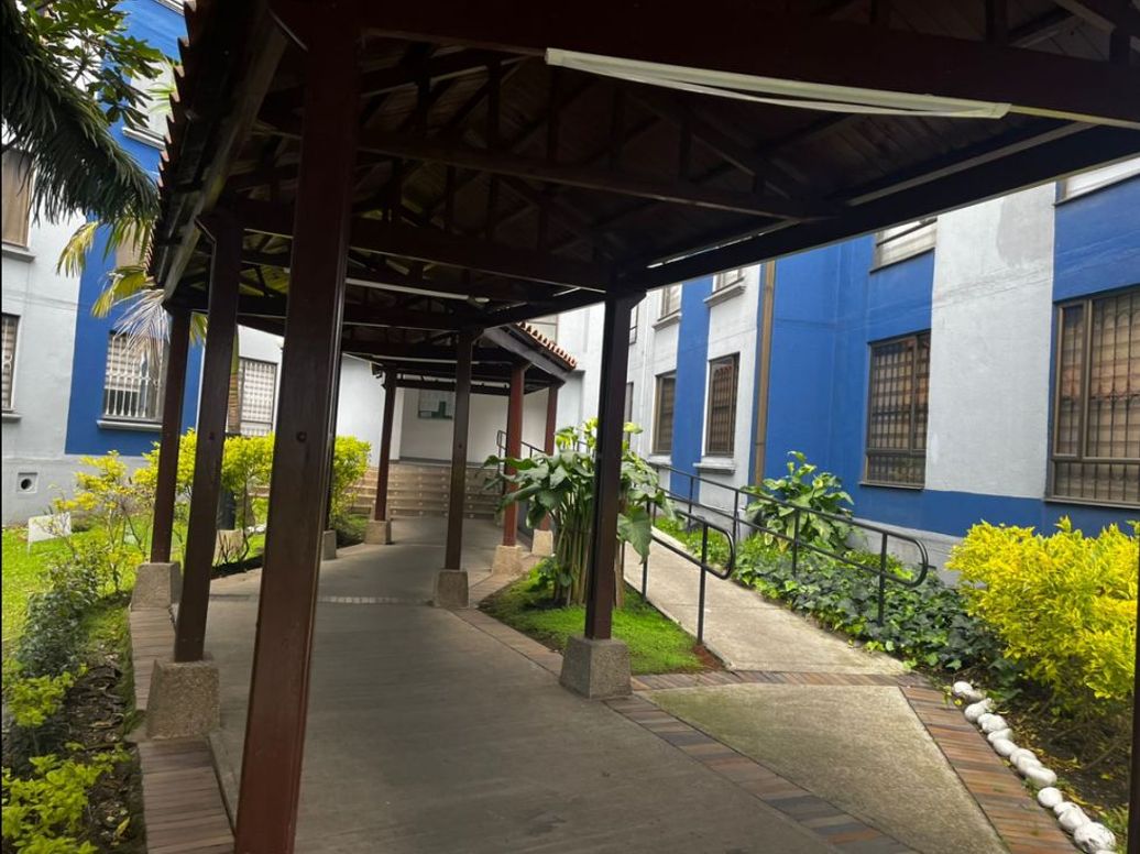 Apartamento de 3 alcobas en venta en Hayuelos, Bogotá, 127 m² · foto 19 de 20