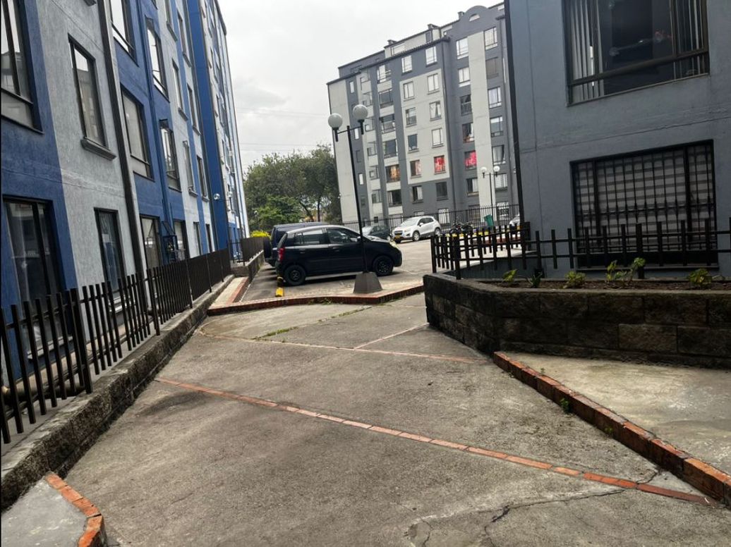 Apartamento de 3 alcobas en venta en Hayuelos, Bogotá, 127 m² · foto 20 de 20