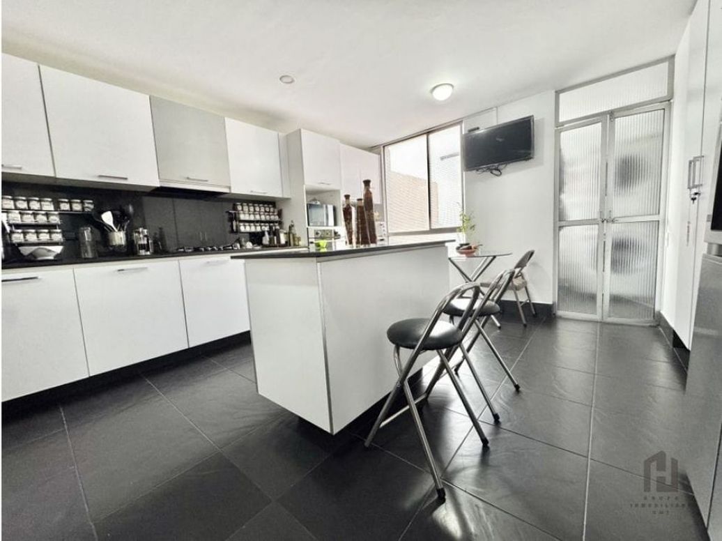 Apartamento de 3 alcobas en venta en El Plan, Bogotá, 172 m² · foto 6 de 17