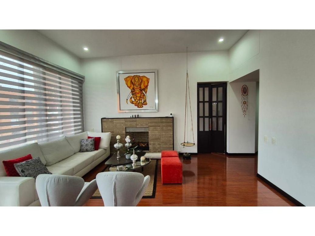 Apartamento de 3 alcobas en venta en El Plan, Bogotá, 172 m² · foto 4 de 8