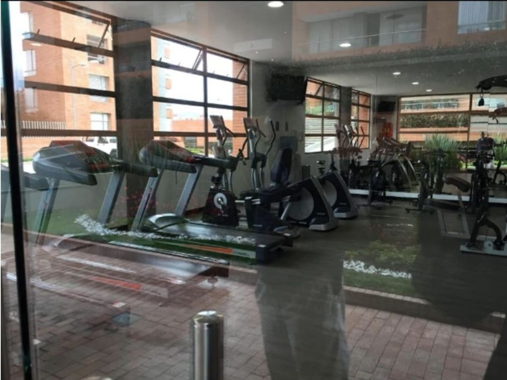 Apartamento de 3 alcobas en venta en El Plan, Bogotá, 172 m² · foto 7 de 8