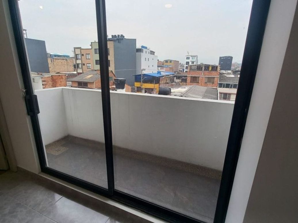 Apartamento de 3 alcobas en venta en El Tejar, Bogotá, 86 m² · foto 10 de 14