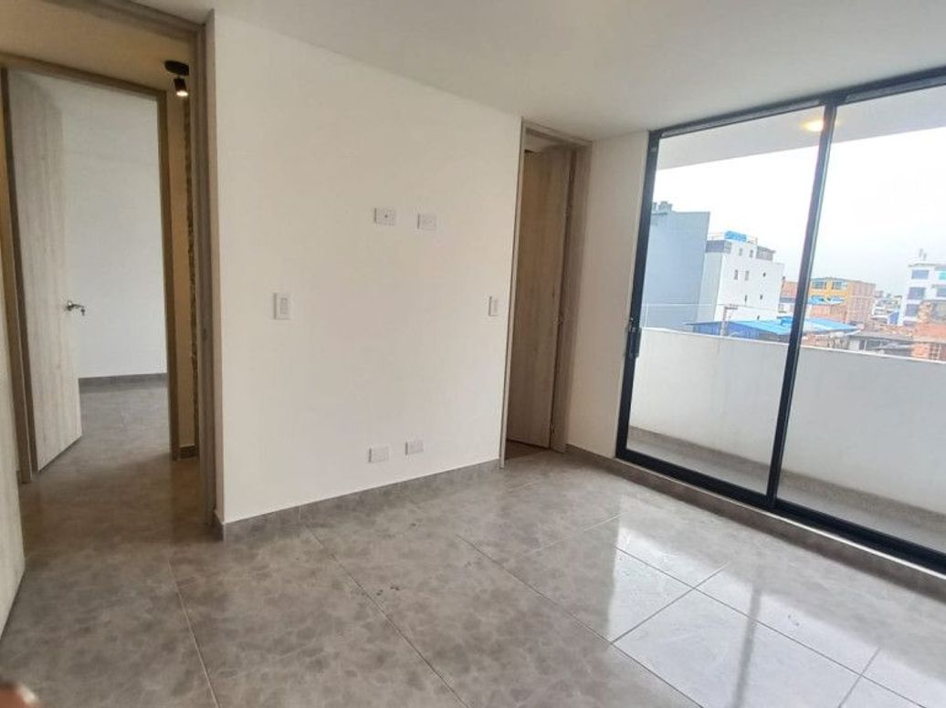 Apartamento de 3 alcobas en venta en El Tejar, Bogotá, 86 m² · foto 7 de 14