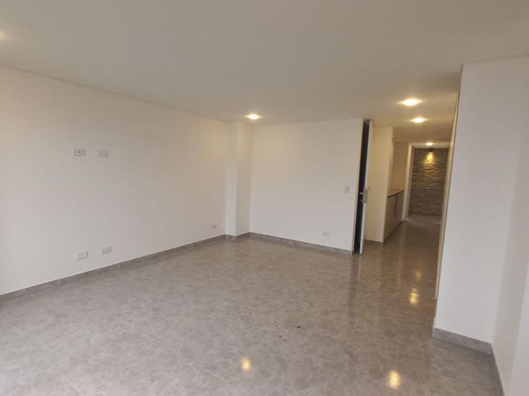 Apartamento de 3 alcobas en venta en El Tejar, Bogotá, 86 m² · foto 6 de 14