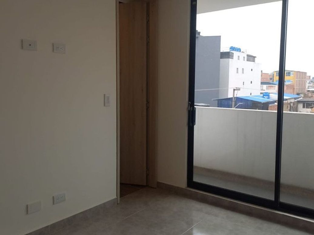 Apartamento de 3 alcobas en venta en El Tejar, Bogotá, 86 m² · foto 5 de 14