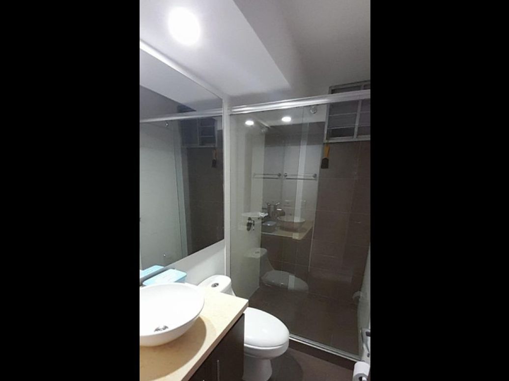 Apartamento de 3 alcobas en venta en Castilla, Bogotá, 86 m² · foto 10 de 14