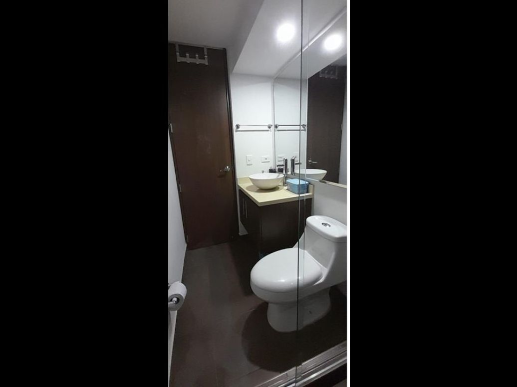 Apartamento de 3 alcobas en venta en Castilla, Bogotá, 86 m² · foto 9 de 14