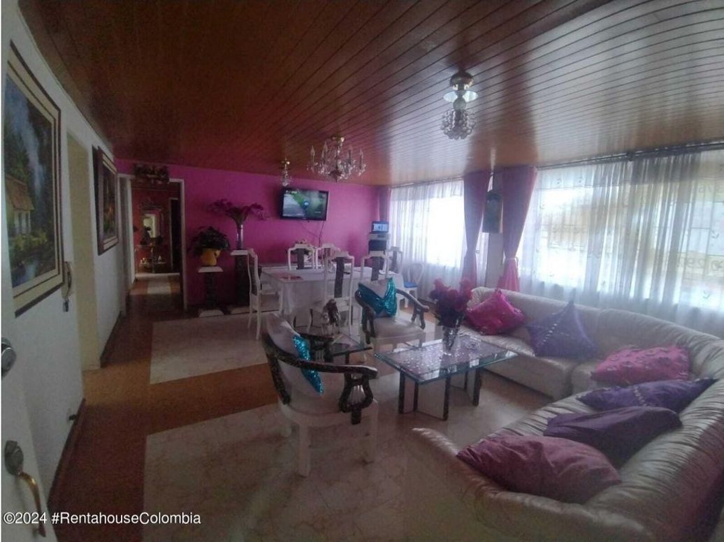 Apartamento de 5 alcobas en venta en Chapinero, Bogotá, 150 m² · foto 3 de 20