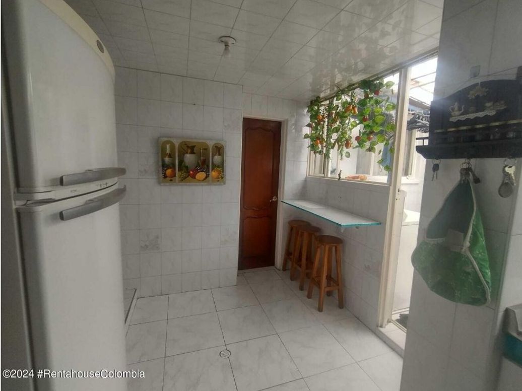 Apartamento de 5 alcobas en venta en Chapinero, Bogotá, 150 m² · foto 9 de 20