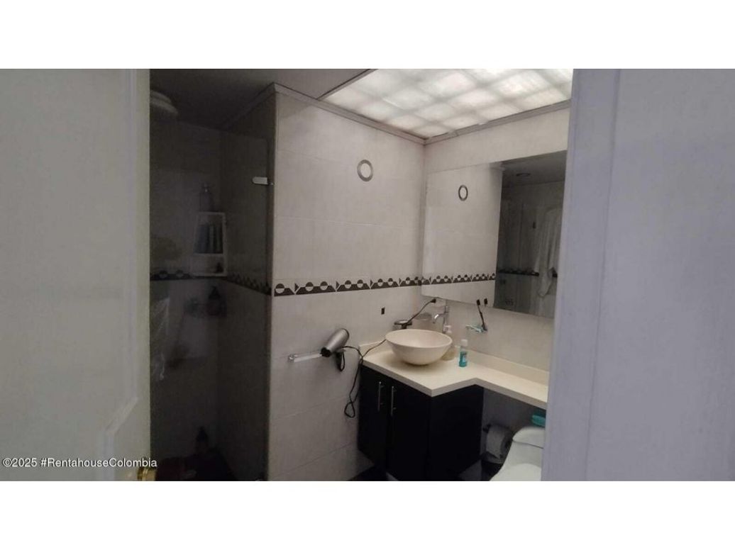 Casa de 3 alcobas en venta en El Batán, Bogotá, 240 m² · foto 16 de 20