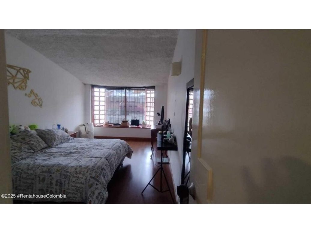 Casa de 3 alcobas en venta en El Batán, Bogotá, 240 m² · foto 14 de 20