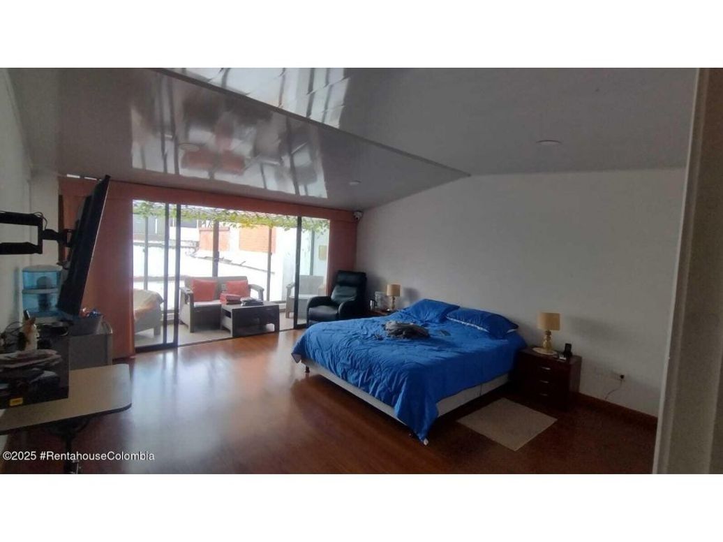 Casa de 3 alcobas en venta en El Batán, Bogotá, 240 m² · foto 17 de 20
