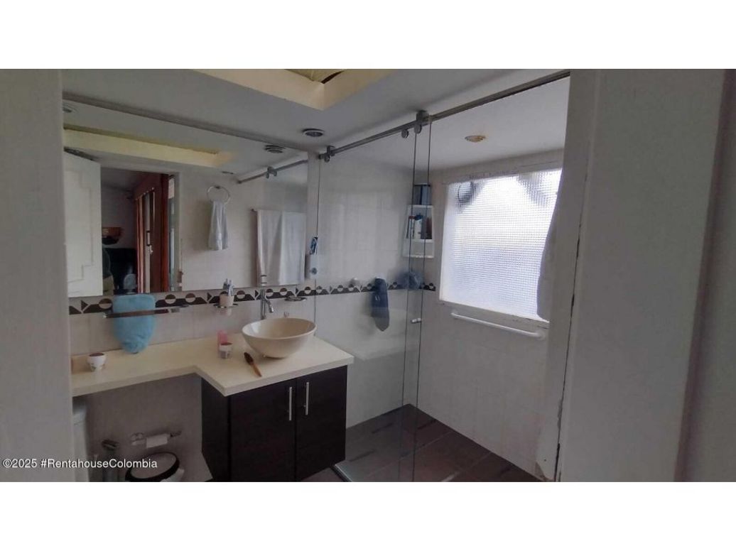 Casa de 3 alcobas en venta en El Batán, Bogotá, 240 m² · foto 18 de 20