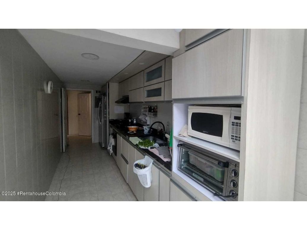 Casa de 3 alcobas en venta en El Batán, Bogotá, 240 m² · foto 9 de 20