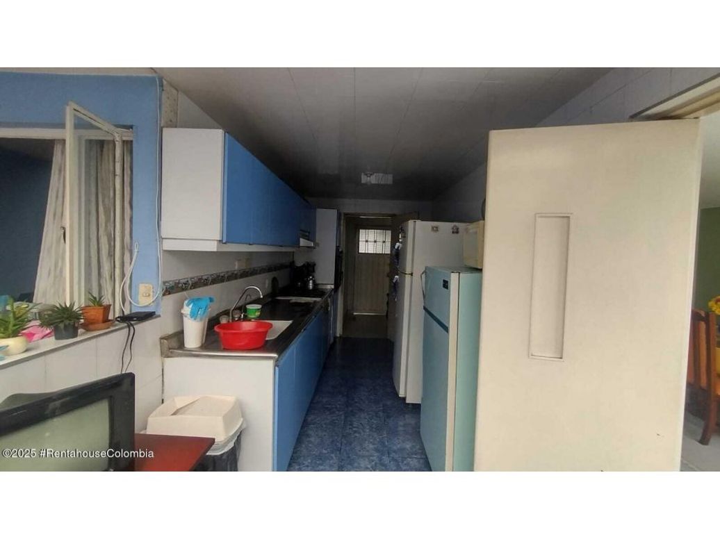 Casa de 5 alcobas en venta en Bosque De Modelia, Bogotá, 239 m² · foto 9 de 20