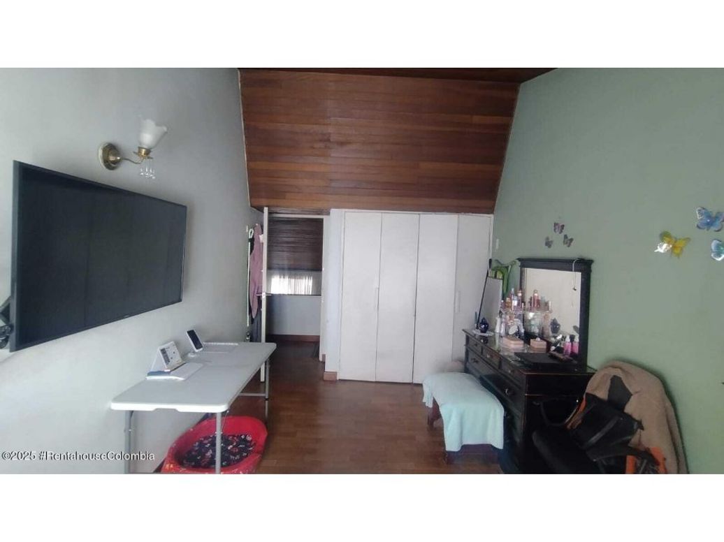 Casa de 5 alcobas en venta en Bosque De Modelia, Bogotá, 239 m² · foto 17 de 20