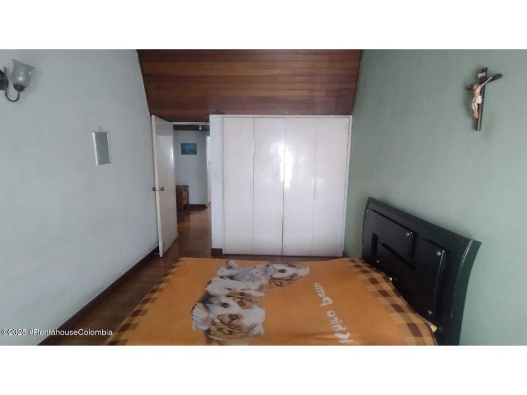 Casa de 5 alcobas en venta en Bosque De Modelia, Bogotá, 239 m² · foto 19 de 20