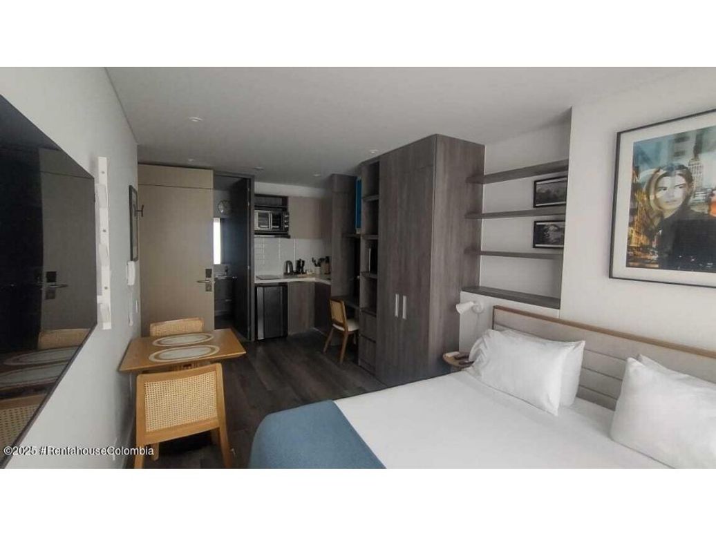Apartamento de 1 alcoba en venta en Antiguo Country, Bogotá, 24 m² · foto 7 de 18