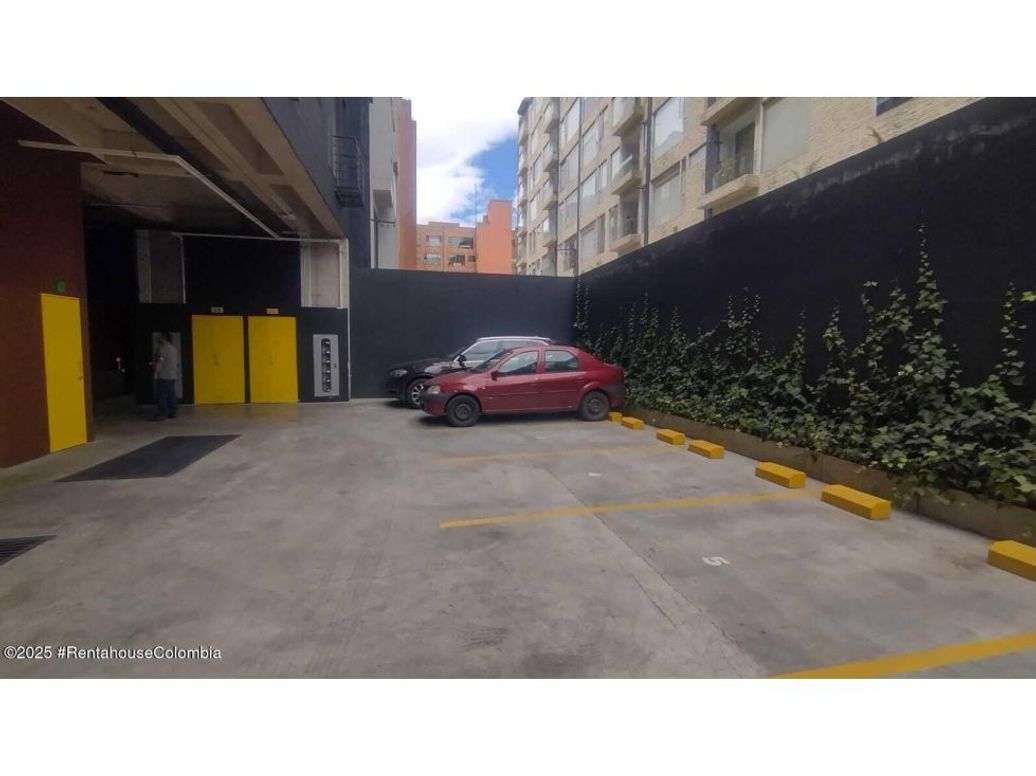 Apartamento de 1 alcoba en venta en Antiguo Country, Bogotá, 24 m² · foto 16 de 18