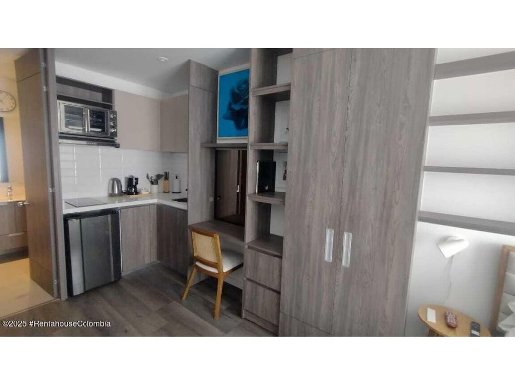 Apartamento de 1 alcoba en venta en Antiguo Country, Bogotá, 24 m² · foto 9 de 18