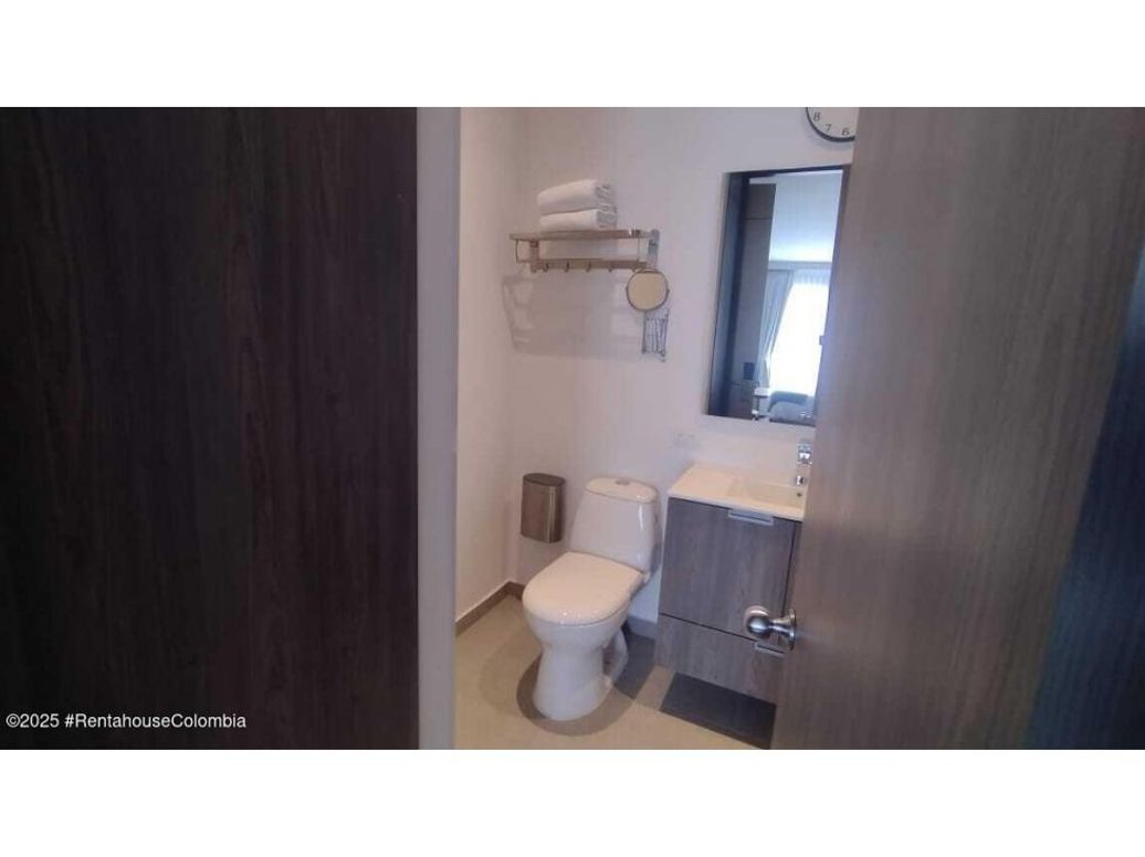 Apartamento de 1 alcoba en venta en Antiguo Country, Bogotá, 24 m² · foto 10 de 18