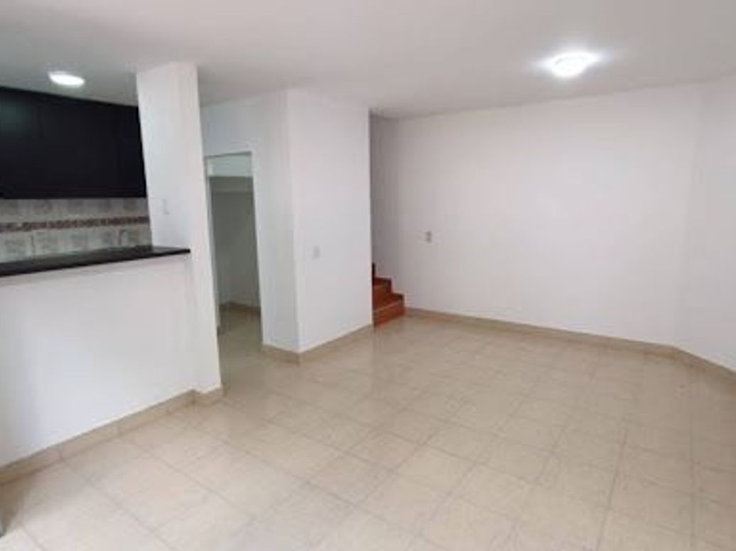 Casa de 4 alcobas en venta en El Pinar, Bogotá, 83 m² · foto 5 de 20