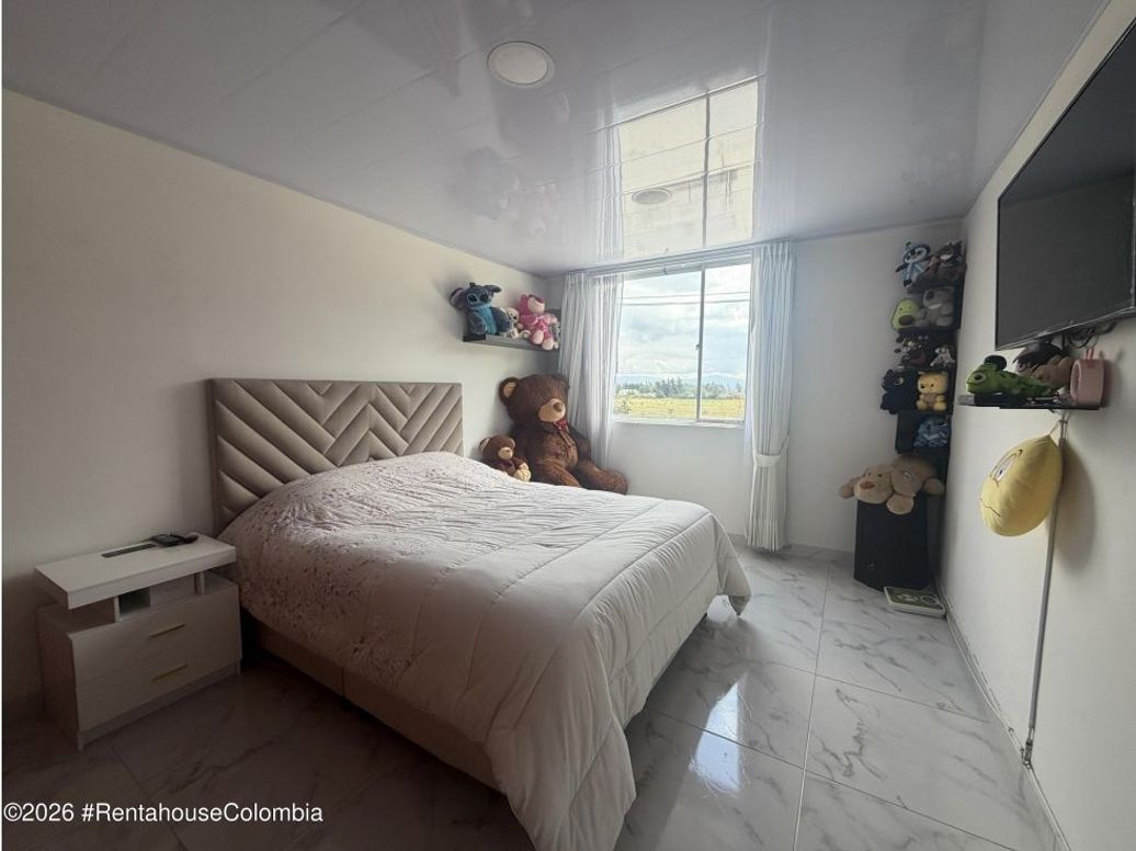 Casa de 4 alcobas en venta en Tibabita, Bogotá, 82 m² · foto 10 de 16